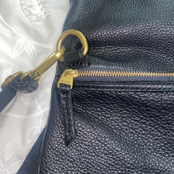 Fossil Erin Foldover Crossbody Tote Bag - Picture 9 of 10